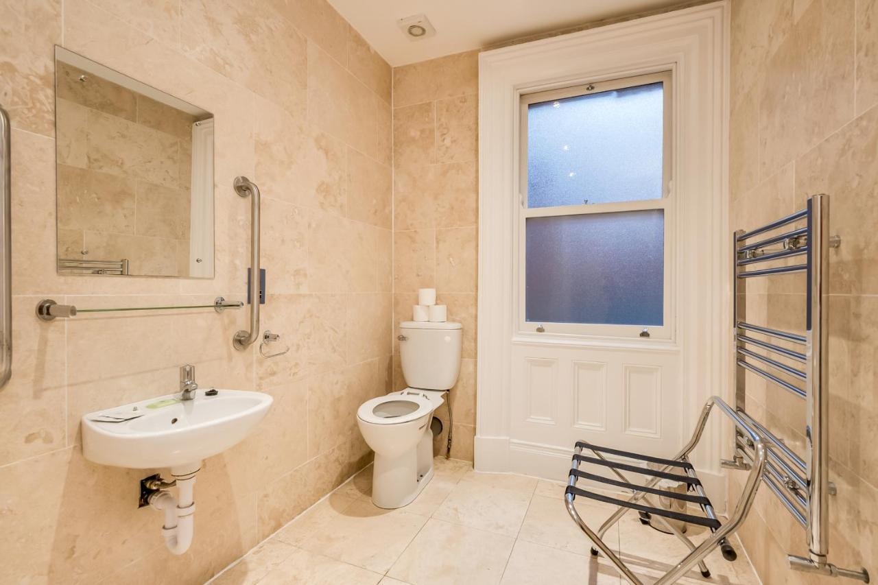 Central Belfast Apartments Harpers Bagian luar foto