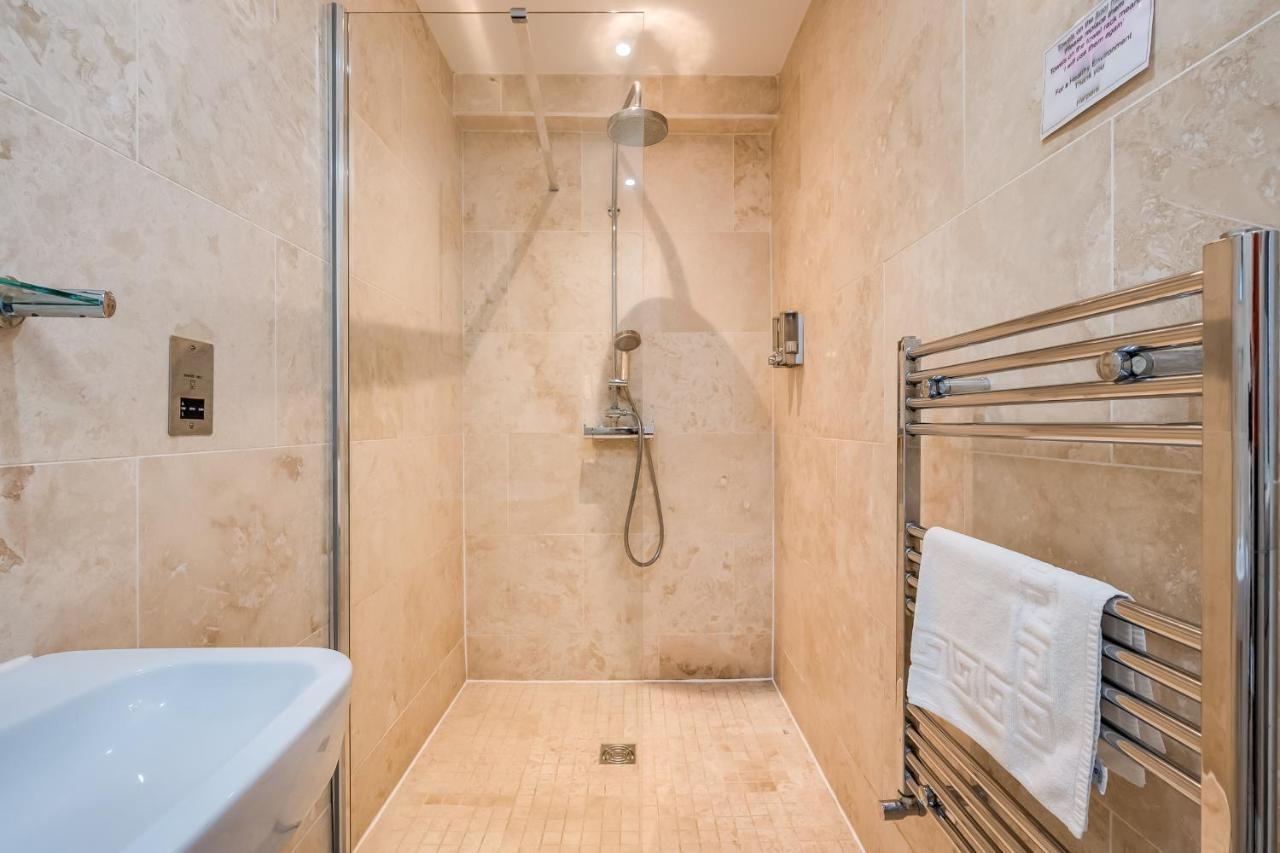 Central Belfast Apartments Harpers Bagian luar foto